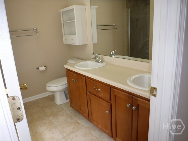 Building Photo - 86 Carlisle Ln