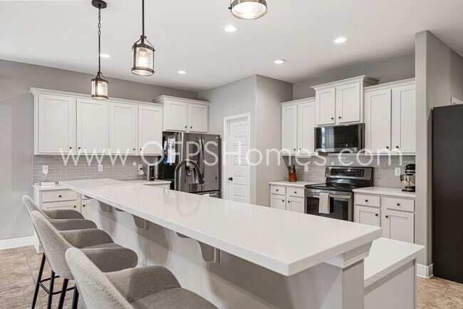 Building Photo - 801 Playground Rd