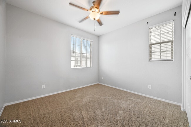 Building Photo - 1752 E Chelsea Ln