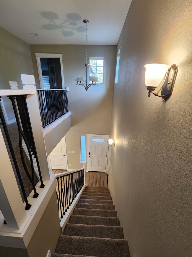 Building Photo - 958 152nd St E