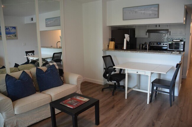 Building Photo - 253 Cypress Point Dr