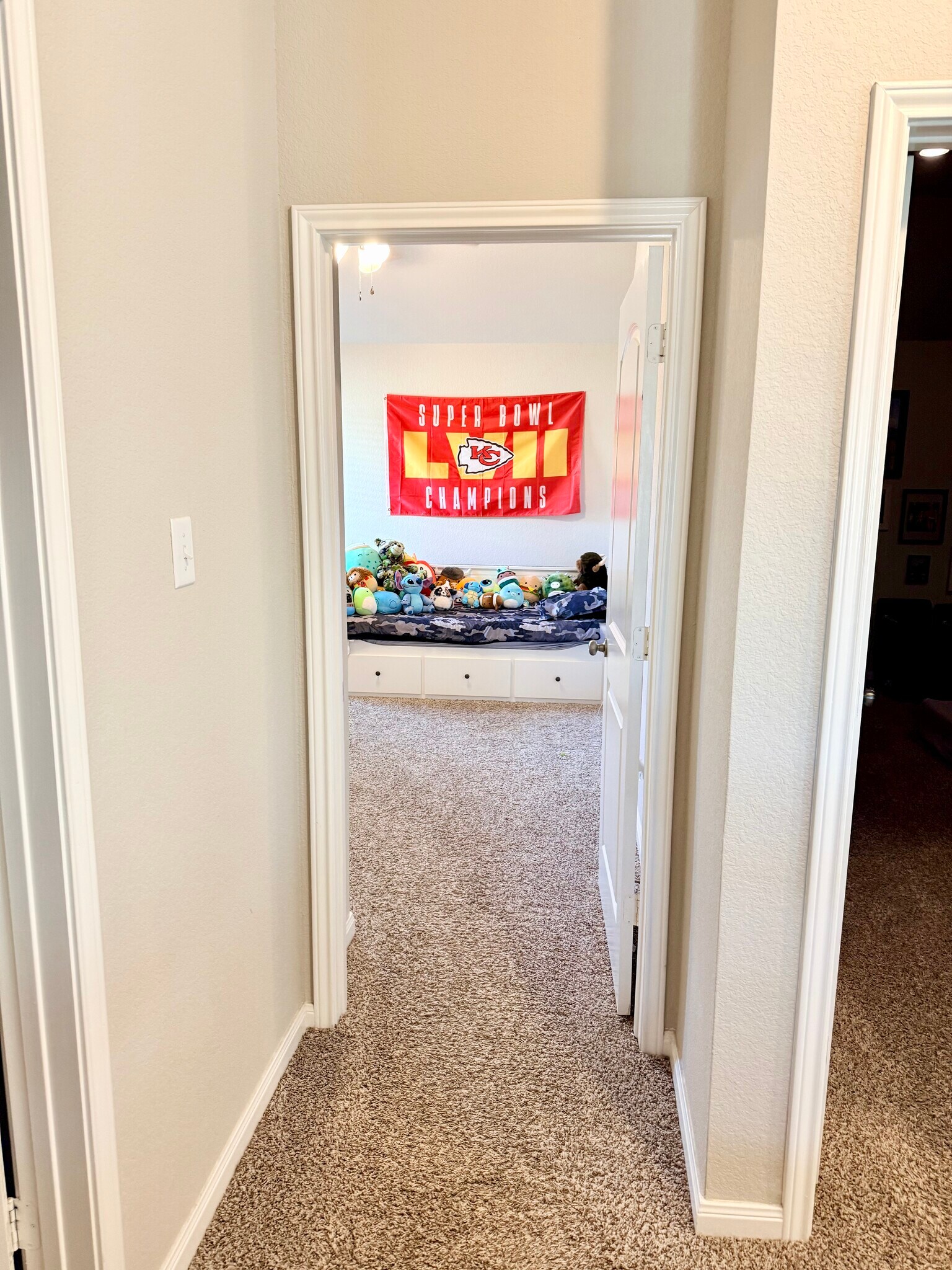 Bedroom - 834 Ross Rd