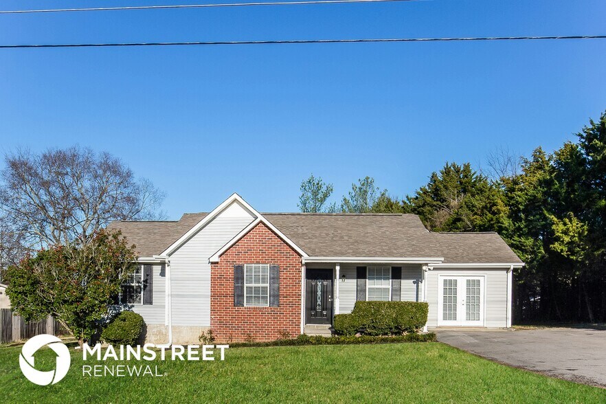 Primary Photo - 200 Oakmont Dr