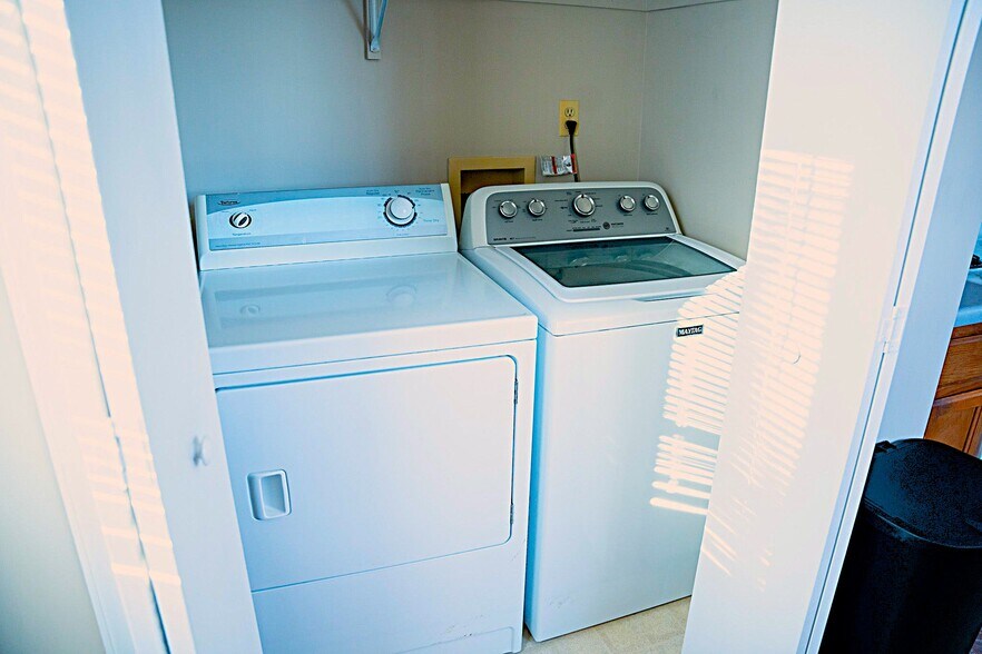 Building Photo - 2368 Bateman Bridge Rd