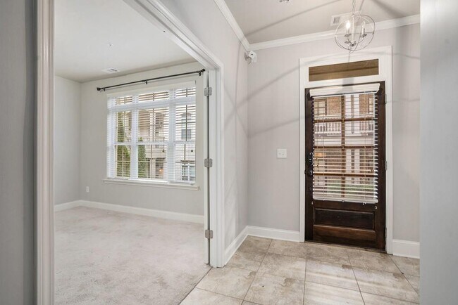 Building Photo - 612 Luckett Ct