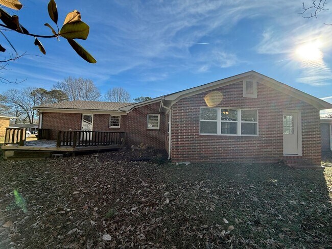 Building Photo - Beautifully Updated Home for Rent in the Heart of Arab, AL