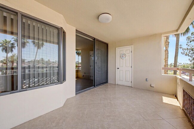 Building Photo - 4200 N Miller Rd