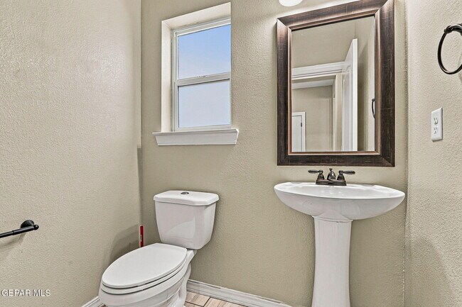 Building Photo - 14525 Juan Diego Dr