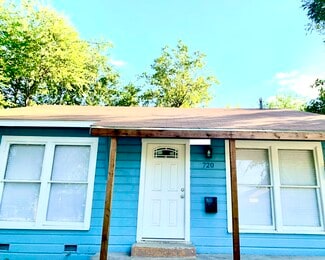 Building Photo - 720 Menchaca St