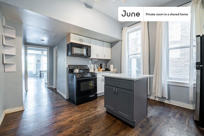 Building Photo - Room in Shared 3 bed/1 bath home