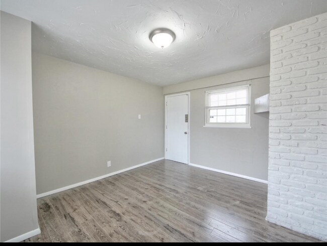 Building Photo - 10343 Durness Dr