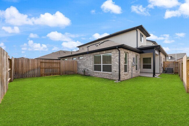 Building Photo - 2753 Sunny Briar Dr