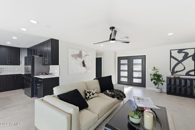 Building Photo - 6420 E Virginia Ave