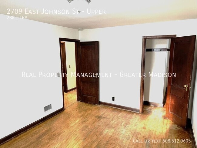 Building Photo - 2709 E Johnson St