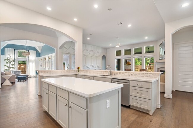 Building Photo - 12310 May Pop Path