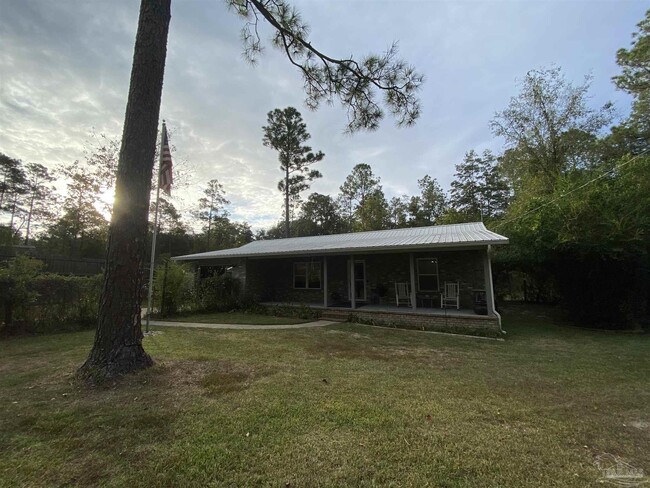 Building Photo - 1761 Chippendale Rd