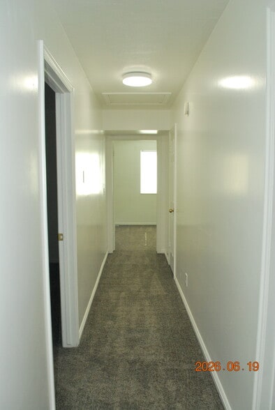 Building Photo - 2954 S 625 W
