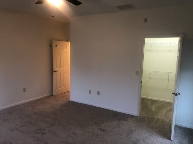 Master Bedroom - 12 Sunset Ln