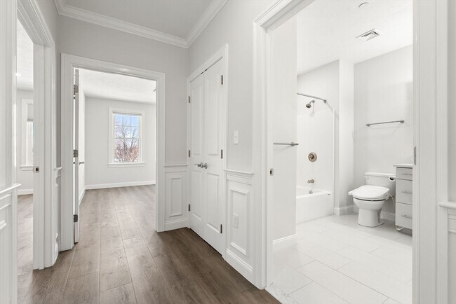 Building Photo - 320 Middlesex Ave