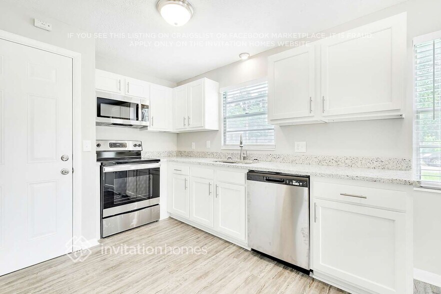 Building Photo - 401 Libra Ln