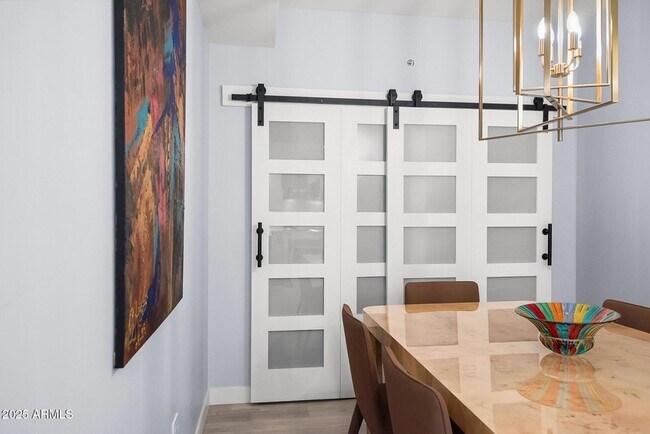 Building Photo - 7167 E Rancho Vista Dr