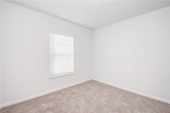 Building Photo - Charming 3BR House in Cleveland