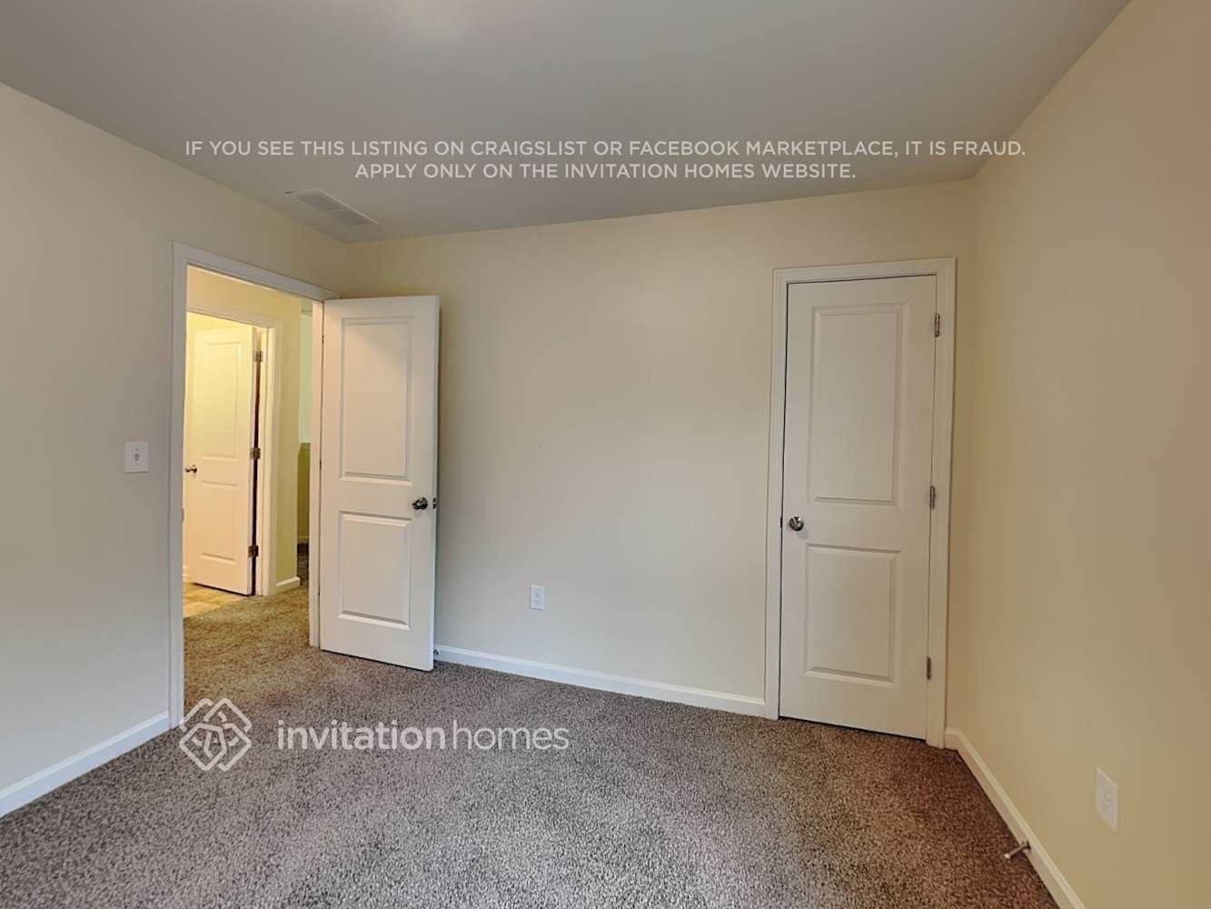 Building Photo - 1987 Round Ridge Cir