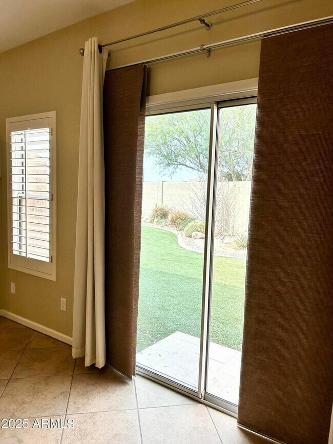 Building Photo - 43014 N Hudson Ct