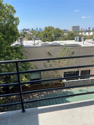 Building Photo - 4111 Cole Ave