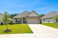 Building Photo - WEST FAIRHOPE IN OLD BATTLES VILLAGE