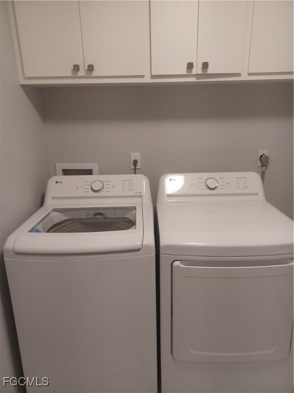 Building Photo - 4416 SW 24th Ave