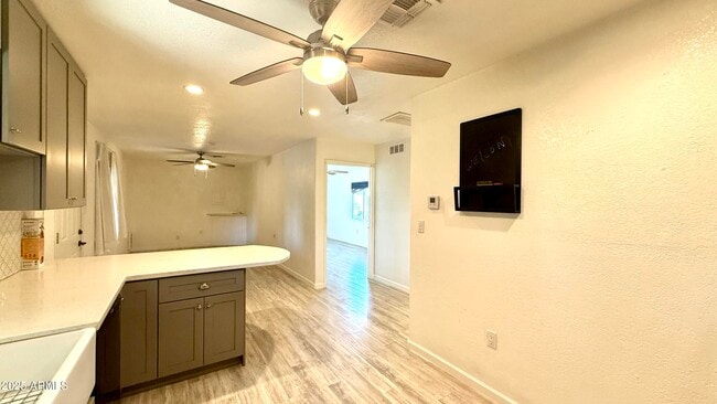 Building Photo - 4518 W Crivello Ave