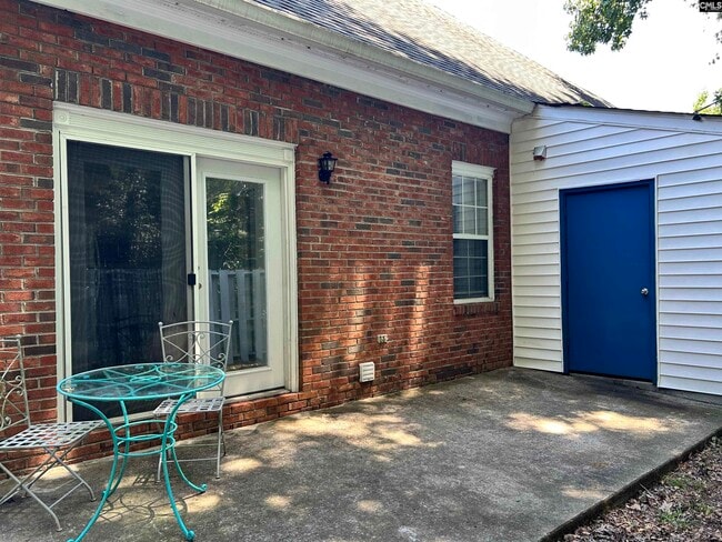 Building Photo - 911 Hulon Ln