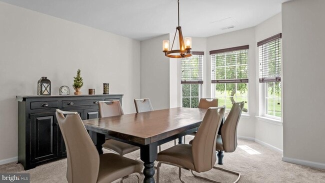 Building Photo - 301 Holly Hill Ct