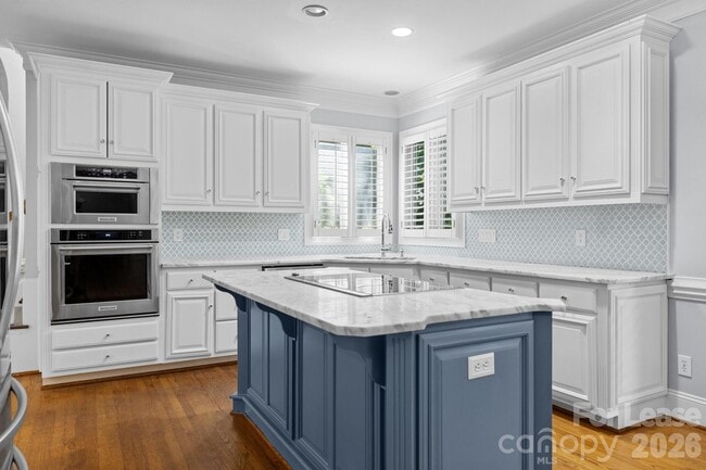 Building Photo - 9205 Woodriver Ln