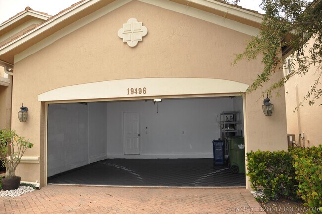 Building Photo - 19496 S Whitewater Ave