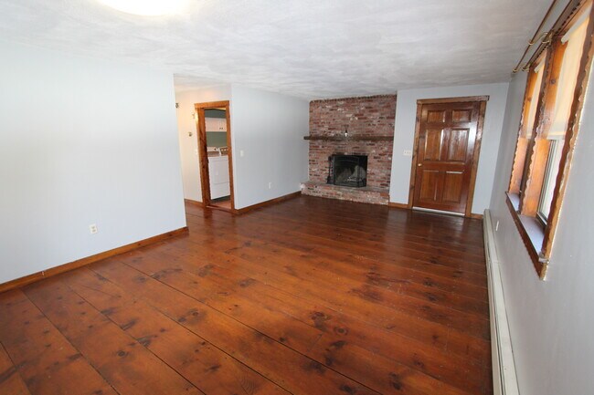 Living Room - 45 Allens Ln