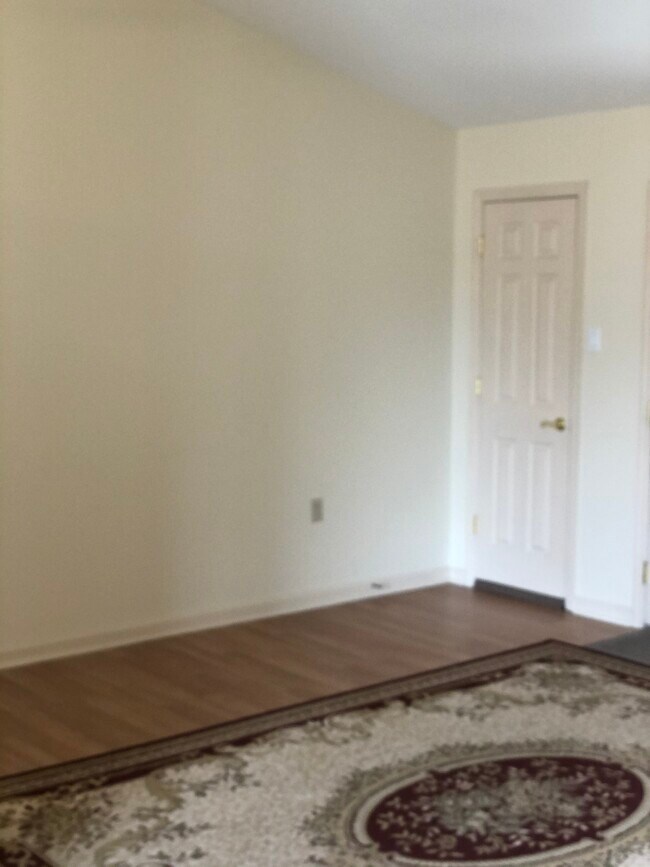 Front room - 141 Easterly Dr