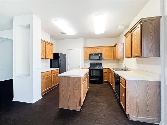 Building Photo - 4712 Lake Champlain Ln