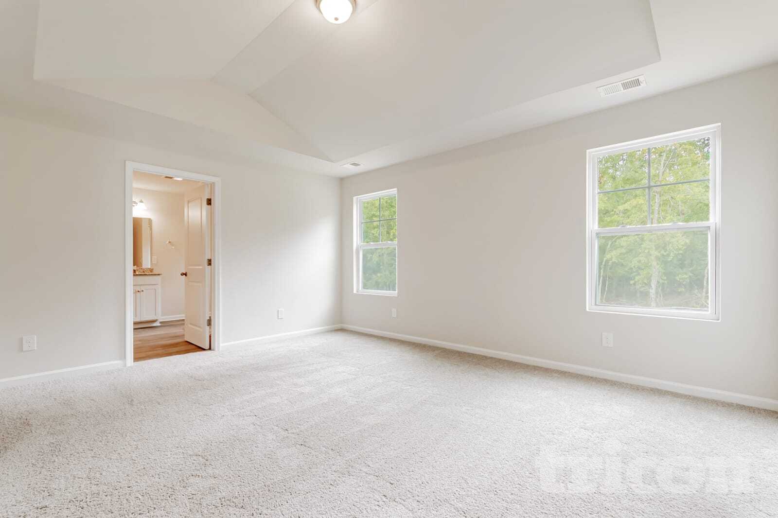 Building Photo - 27 Iron Horse Ct