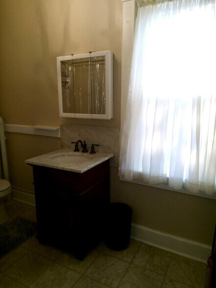 Building Photo - 1436 S 3rd St