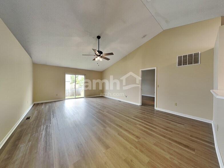 Building Photo - 5691 Levi Kramer Blvd