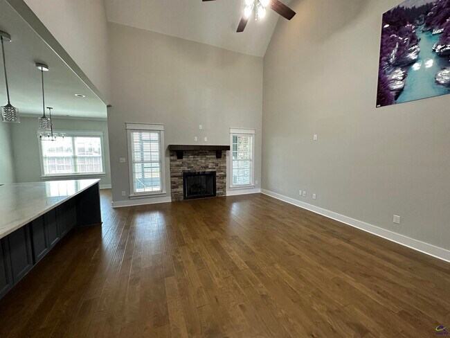 Building Photo - 116 Perth Ct