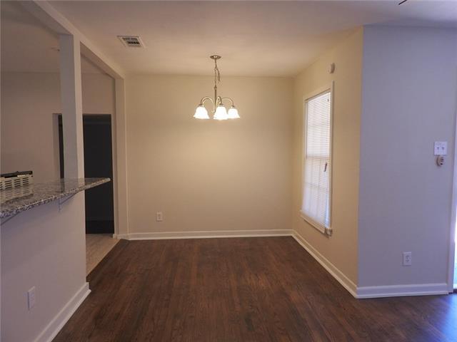 Building Photo - 10533 Aledo Dr