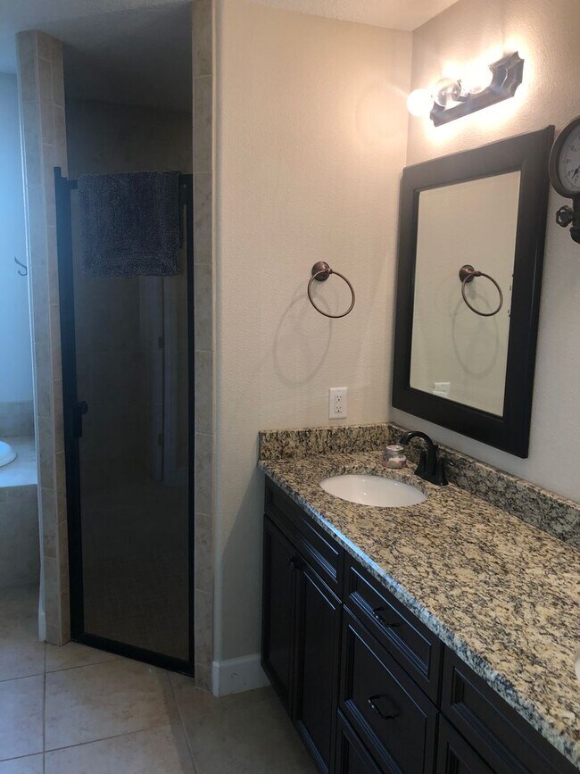 Building Photo - Beautiful Home In Cinnamon Hills