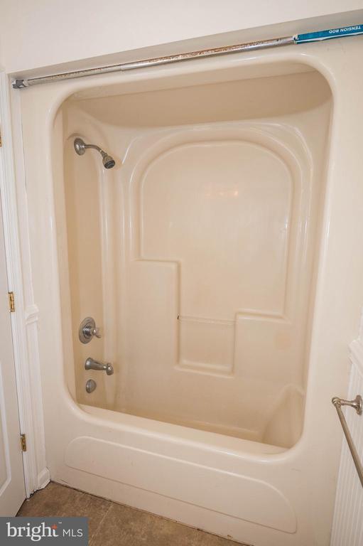 Building Photo - 5482 Royal Mile Blvd