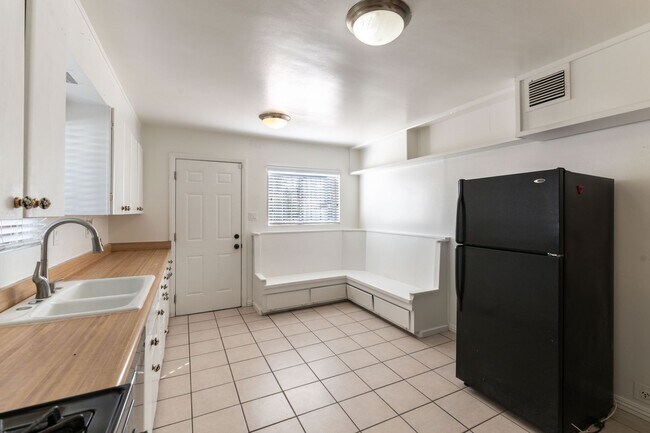 Building Photo - Historic Neighborhood + Utilities Included | 3BR with Backyard Oasis and Detached casita