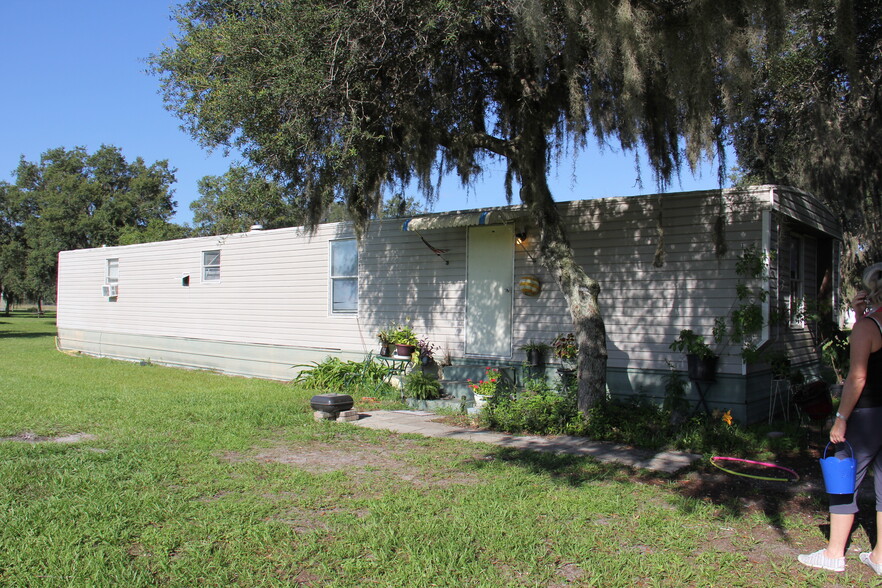 Unit #1 - 5544 Lake Buffum Rd