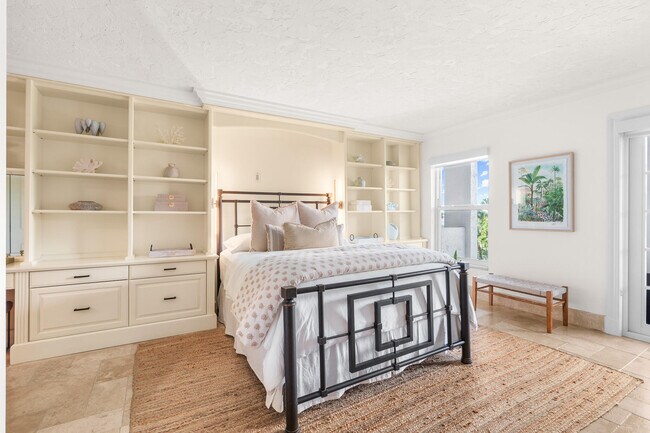 Building Photo - 1111 S Ocean Blvd