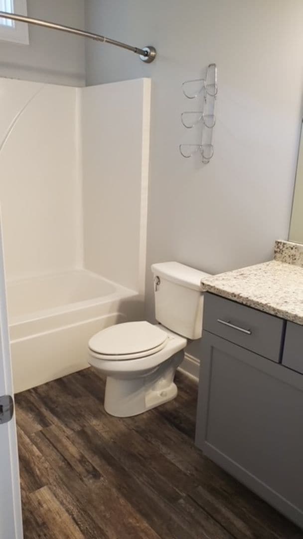 Building Photo - College Oaks A101